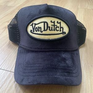 Von Dutch Trucker Hat (worn one time, perfect condition)